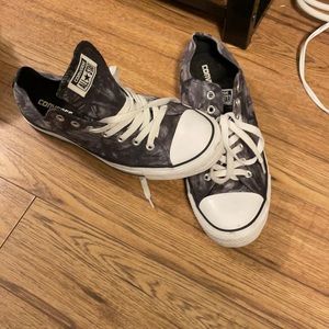Converse gray and white size10